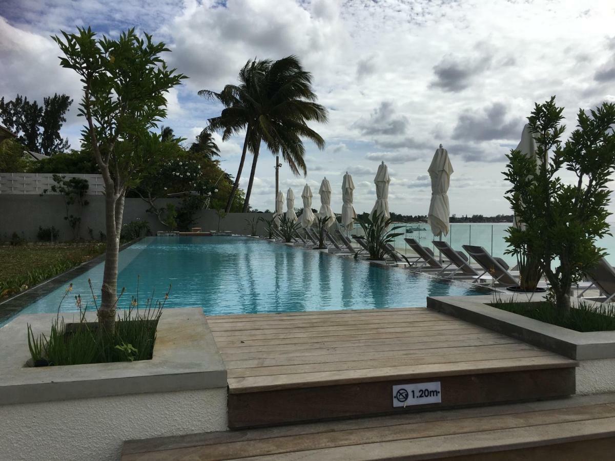 Obiches Luxury Beachfront Apartment Trou-Aux-Biches Extérieur photo