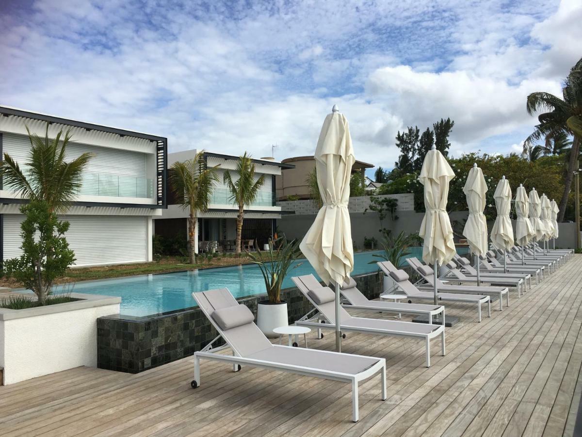Obiches Luxury Beachfront Apartment Trou-Aux-Biches Extérieur photo