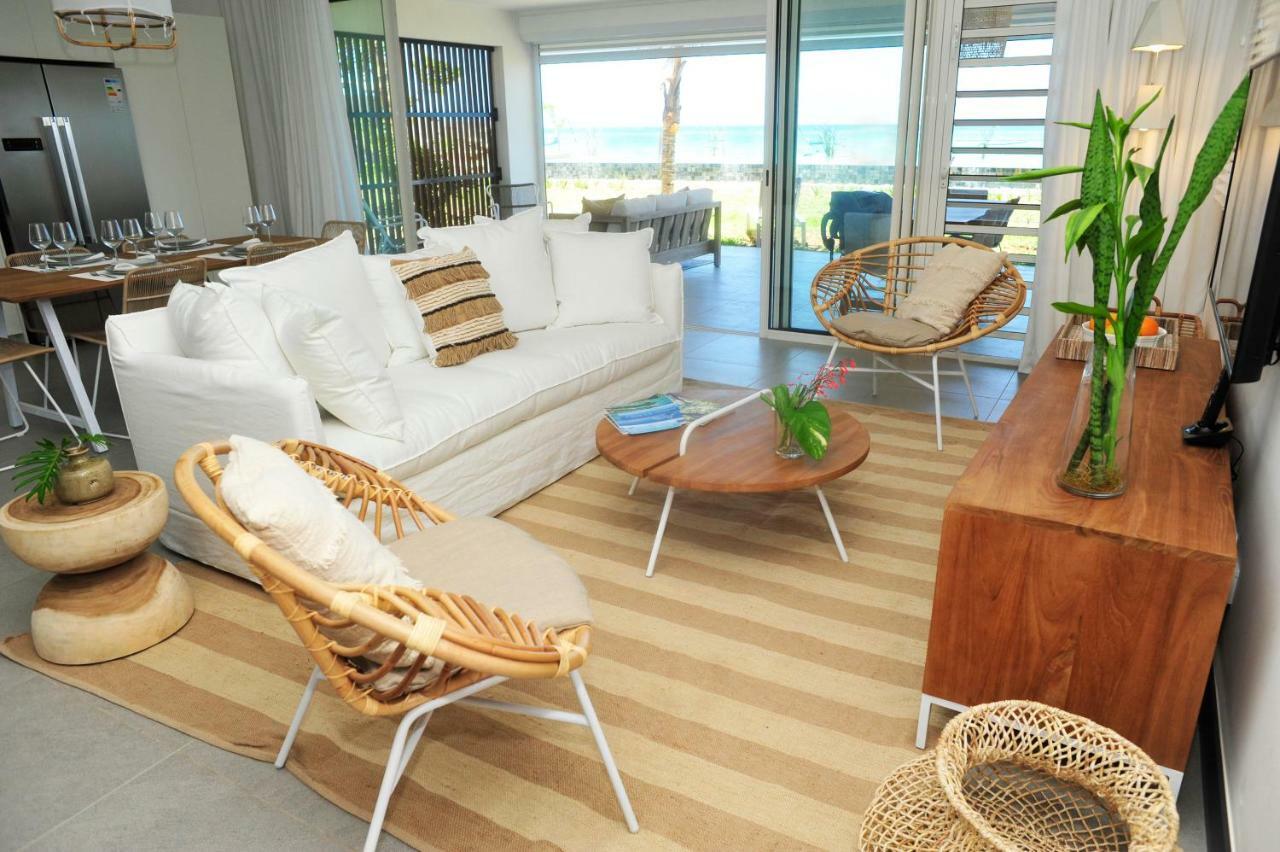 Obiches Luxury Beachfront Apartment Trou-Aux-Biches Extérieur photo