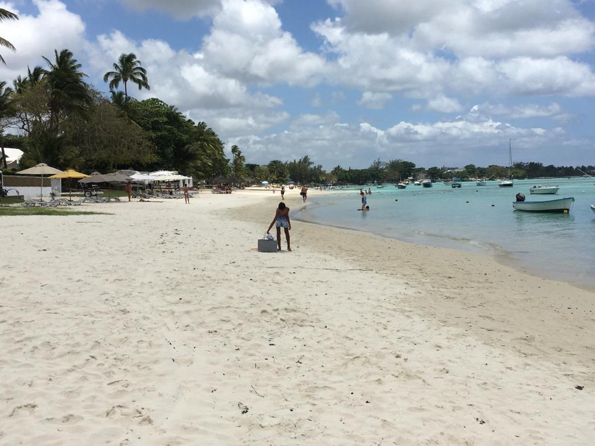 Obiches Luxury Beachfront Apartment Trou-Aux-Biches Extérieur photo